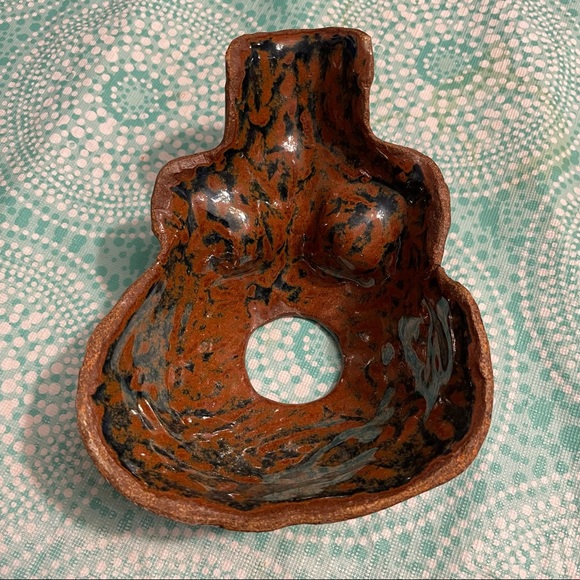 Handmade Pottery Skull Candle Holder - Picture 8 of 10